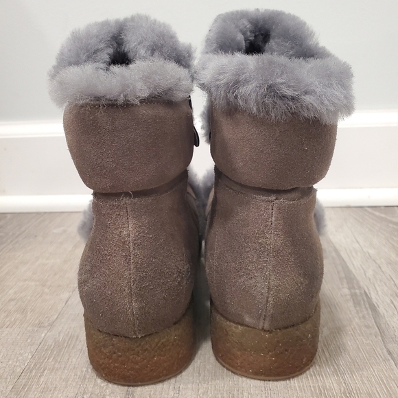 NEW Antelope Fur Trim Ankle Boot Taupe Gray - Picture 4 of 11
